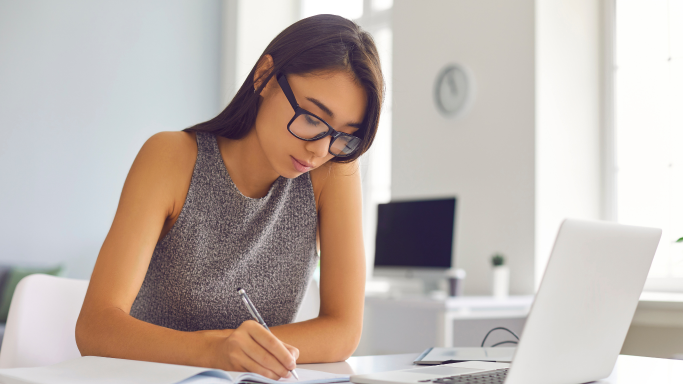 Tras más de 70 ediciones del Máster en Marketing Digital, IEM Digital Business School lanza su versión online